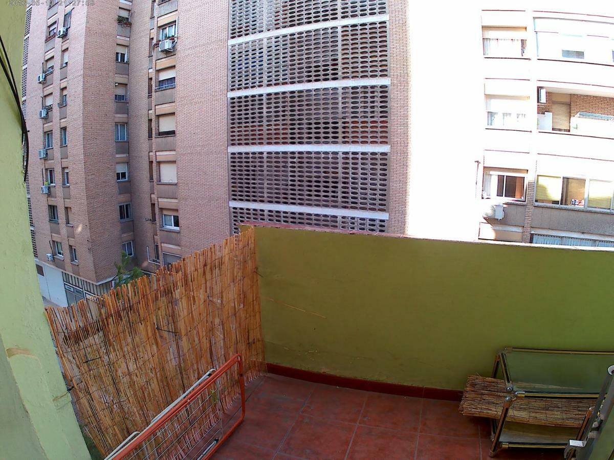 Vut Puente De Hierro Apartment Zaragoza Exterior photo